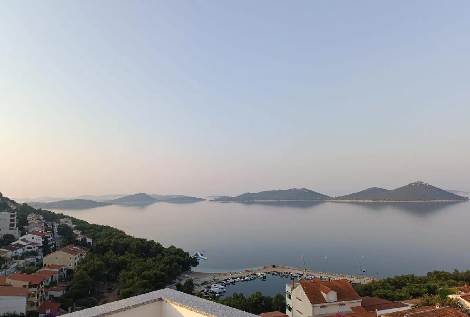 Apartmani Srdarovic Drage Apartment